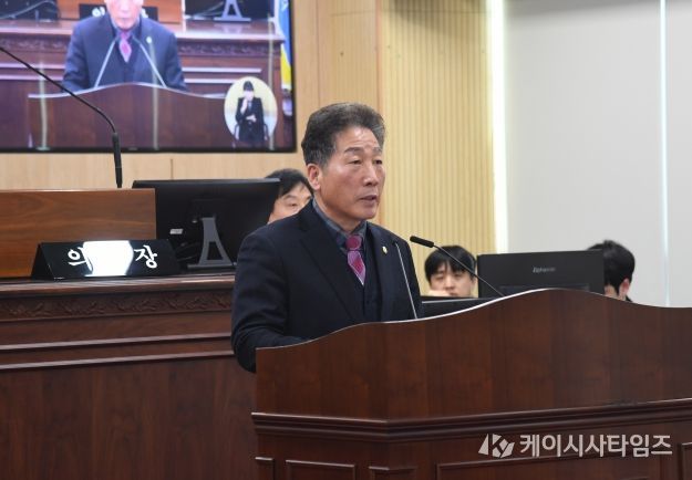 이우균 의원(옥산면, 운천·신봉동, 봉명2·송정동, 강서2동)