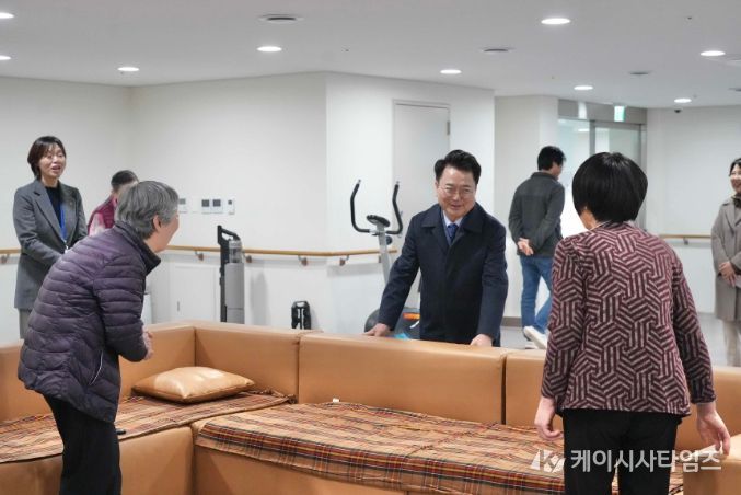 육동한 시장 복지시설 위문_노인의료복지시설