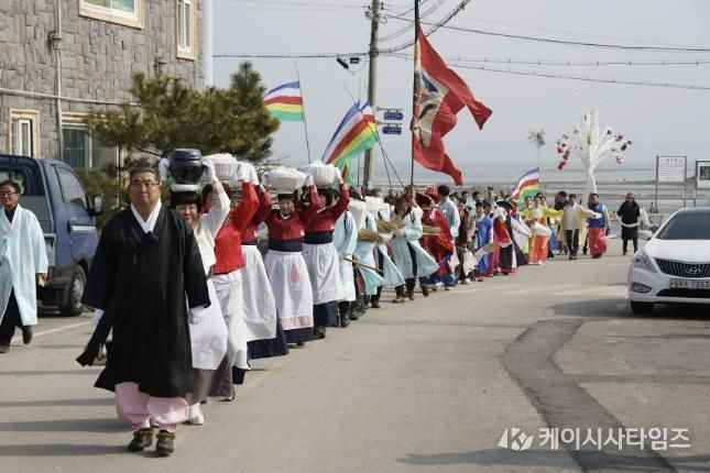 2024년 개최된 황도 붕기풍어제 모습