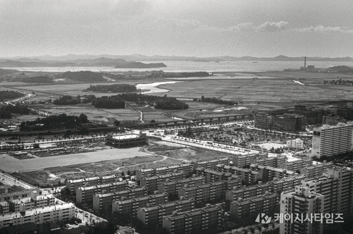 1992년 노적봉 정상에서 바라본 안산 고잔뜰의 옛 모습