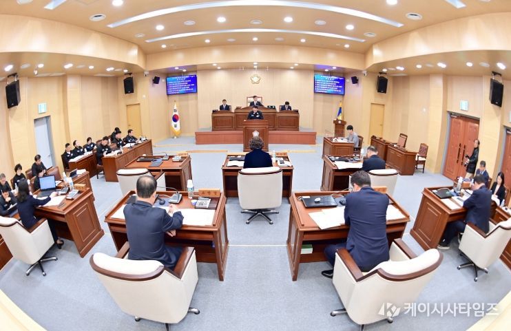 청송군의회, 제286회 임시회 및 의원간담회 개최