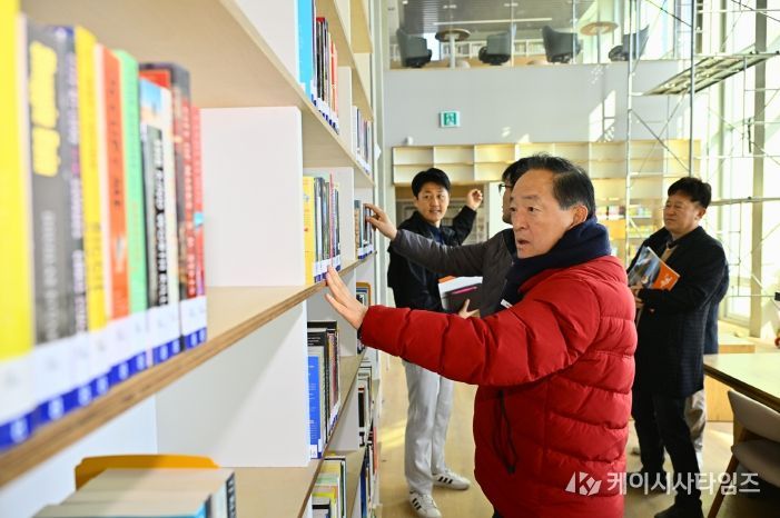 속초어린이영어도서관 공사현장 방문