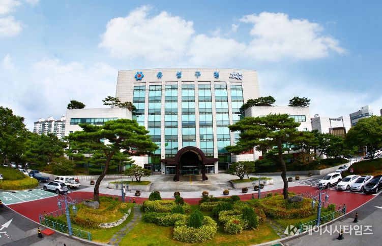 유성구 청사 전경