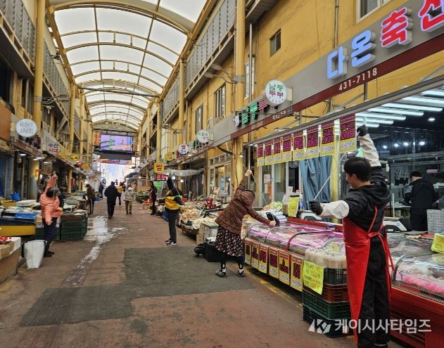 전통시장 상인 건강증진을 위한 찾아가는 건강관리 운영