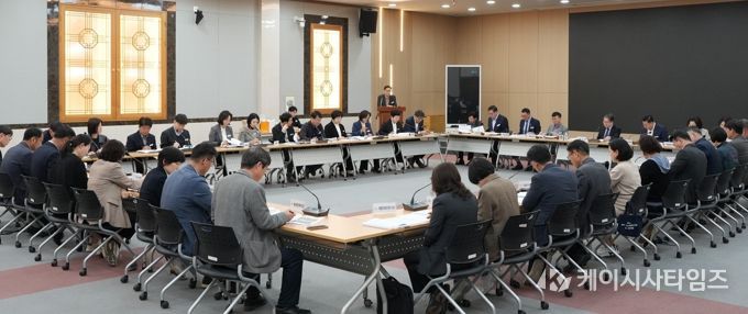 나주시가 지난 30일 대회의실에서 ‘2026년 주민과의 대화 건의사항 추진상황 보고회’를 개최했다.