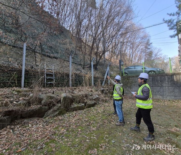 오산시, 급경사지 30개소 집중 안전점검…여름철 재난 선제 대응
