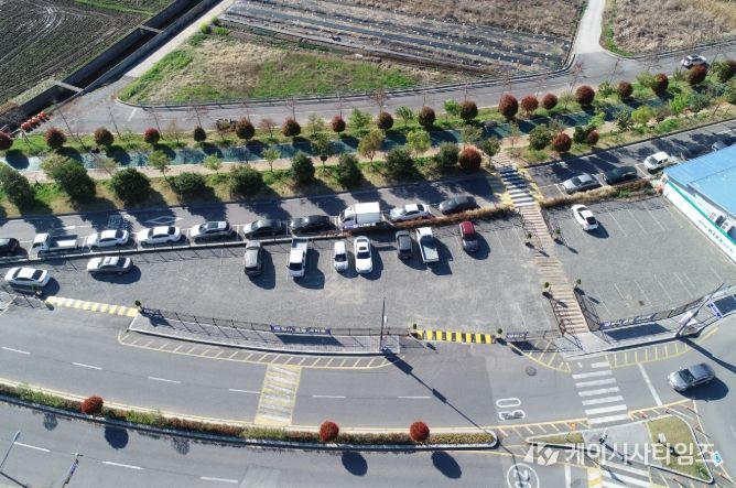 하동읍 31면 임시주차장 개방