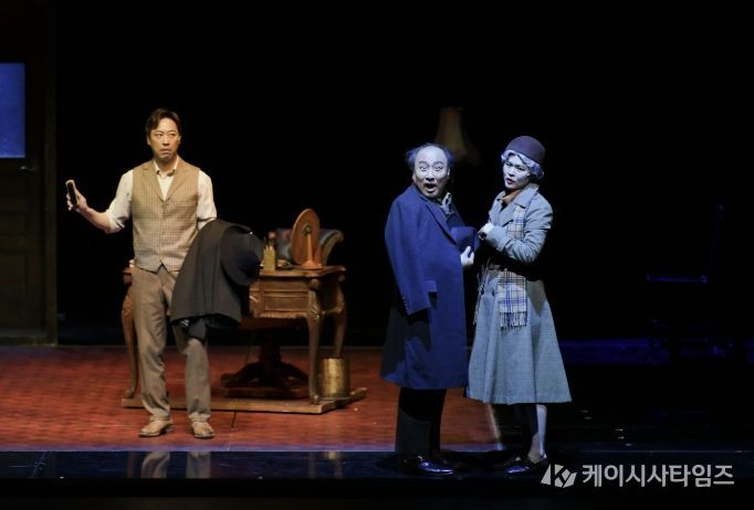 연극 '더 드레서' 당진 공연 성료, 깊은 울림 속 당진에서 전국투어 첫 출발