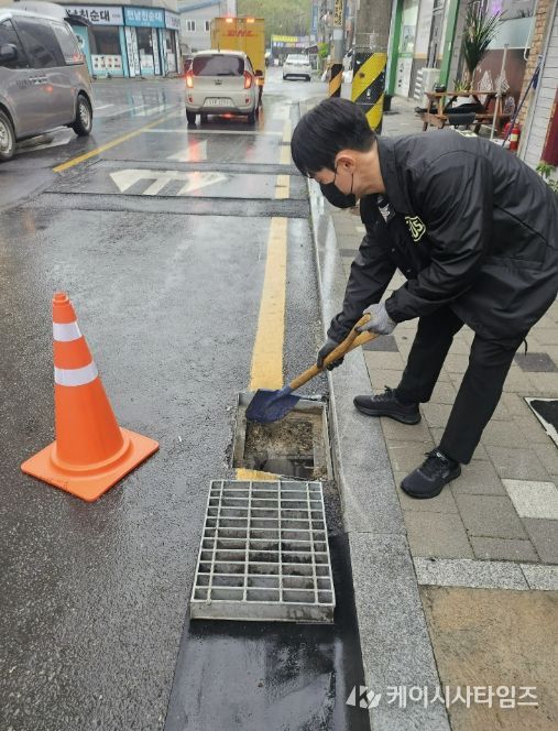 사천시, 집중호우 대비 하수관로·빗물받이 선제 정비